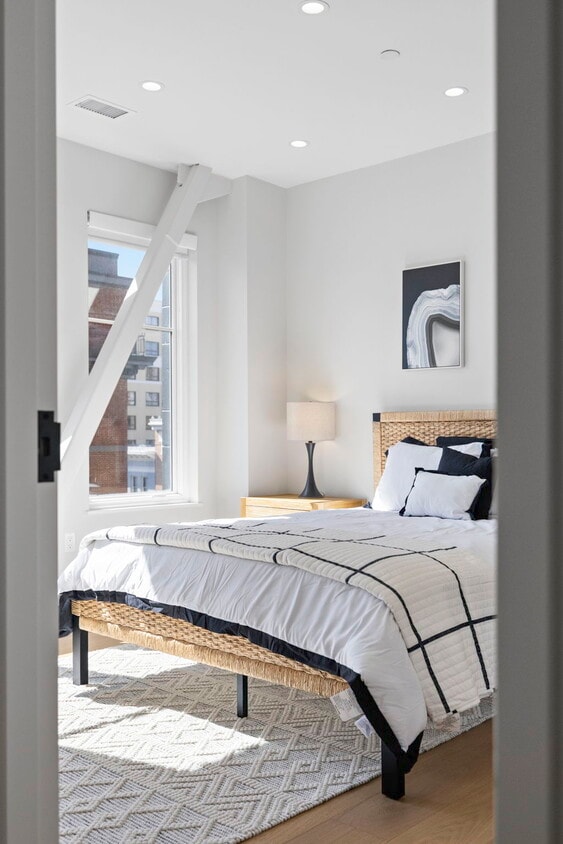 Foto principal - 693 Sutter St