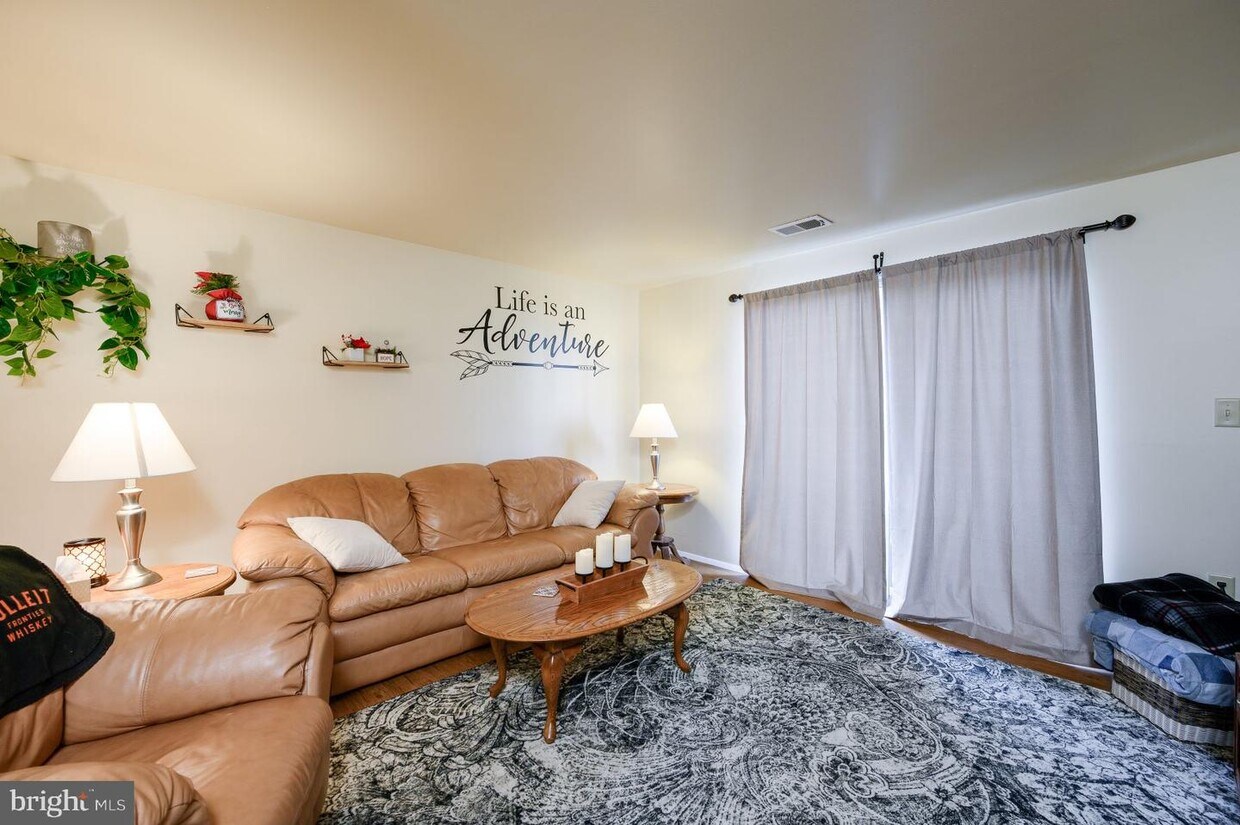 115 Roberta Jean Ave, Littlestown, PA 17340 Townhome Rentals in