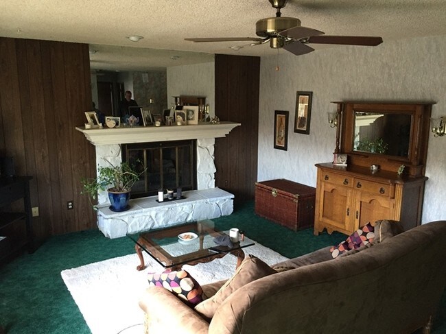 Interior Photo - 3241-3305 NE 70th Ave
