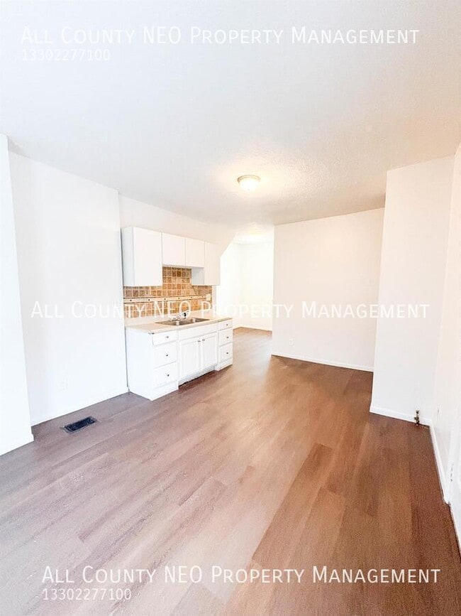 Foto del edificio - 4116 Denison Ave