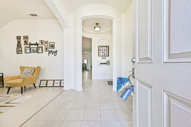 Foto del edificio - 3033 Broadhaven Dr