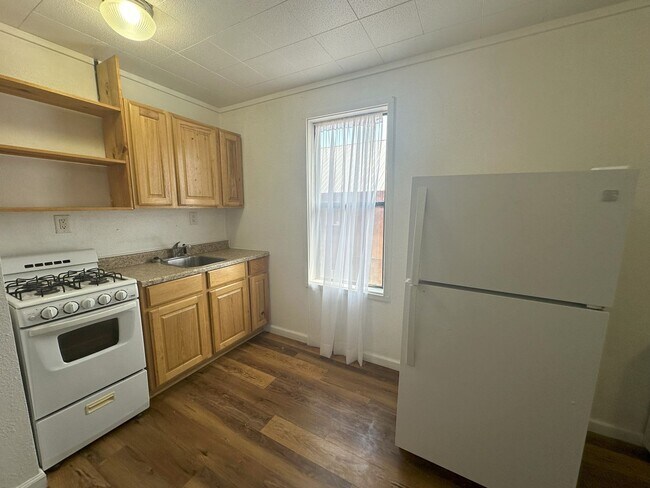 Foto del edificio - Studio 1 Bathroom Westwood Apartment