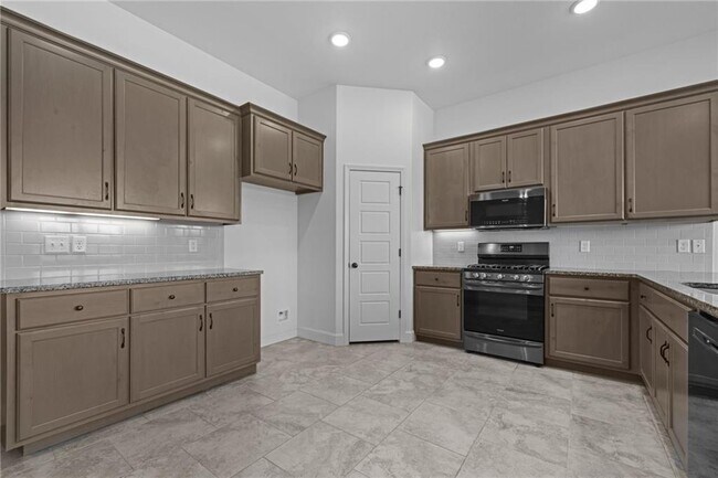 Foto del edificio - 731 Melrose Pl