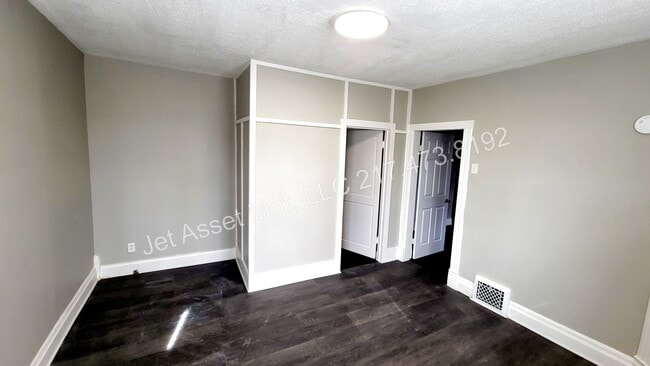 Building Photo - 4 bedroom HOUSE For Rent