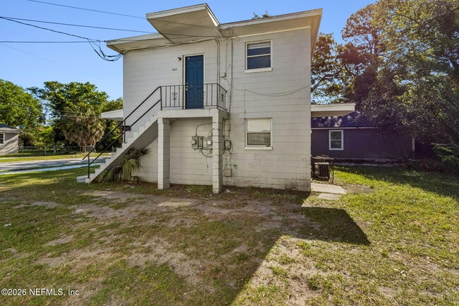 Building Photo - 1104 W 29th St