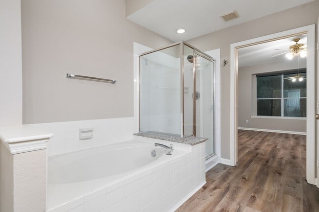 Building Photo - 151 E Greenhill Terrace Pl