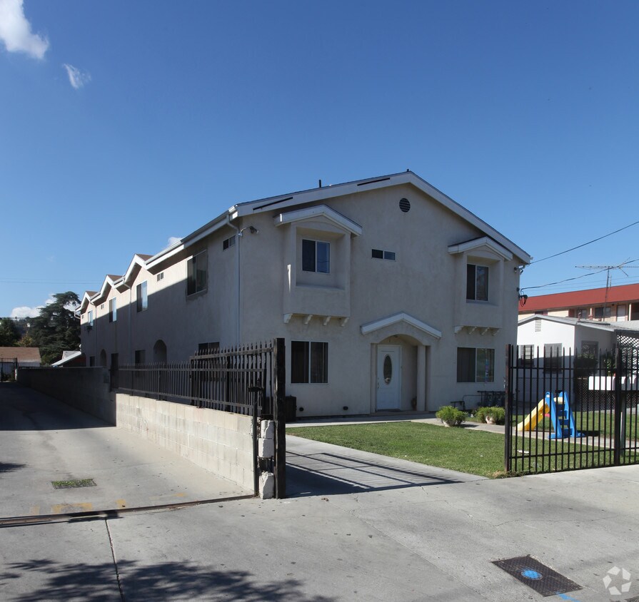 Building Photo - 258 Avenue 55