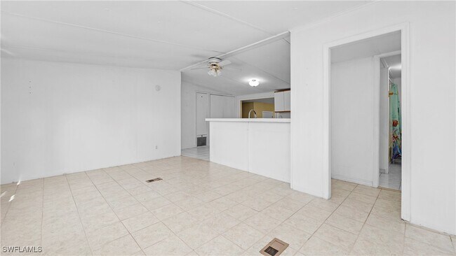 Building Photo - 111 Grassy Key Ln