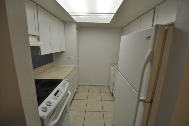 Foto del edificio - 7616 Forest City Rd