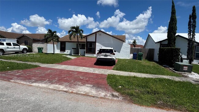 Foto del edificio - 12621 SW 210th Terrace