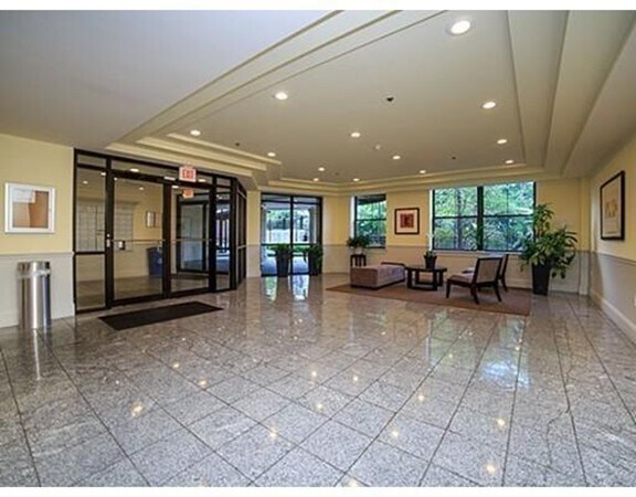 Foto del edificio - 110 Cypress St