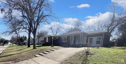 Building Photo - 4632 S Ridge Terrace