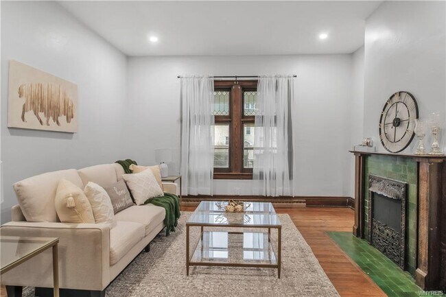 Foto del edificio - 374 Baynes St