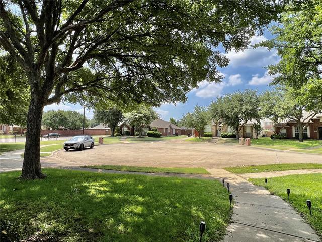 Foto del edificio - 1482 Forest Oaks Ct