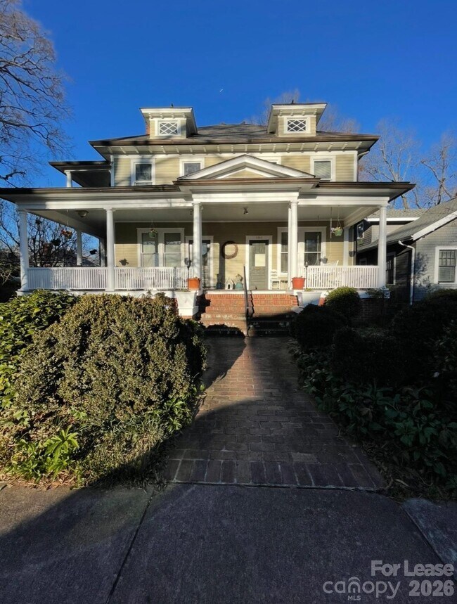 Building Photo - 501 E Kingston Ave