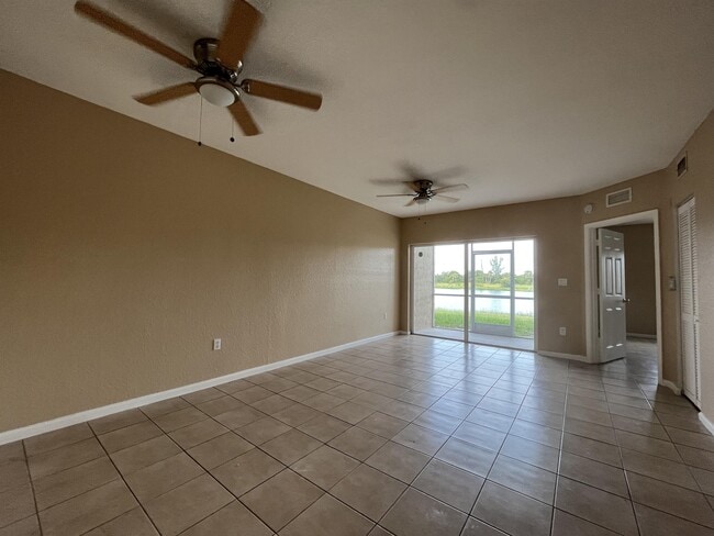 Photo - 1133 Golden Lakes Blvd Townhome