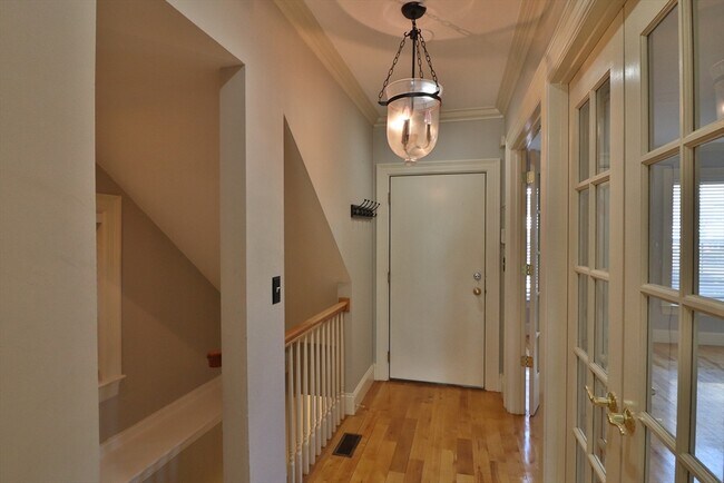 Building Photo - 358 Dorchester St
