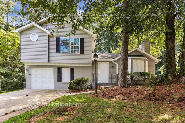 Building Photo - 3728 Adamsville Dr SW