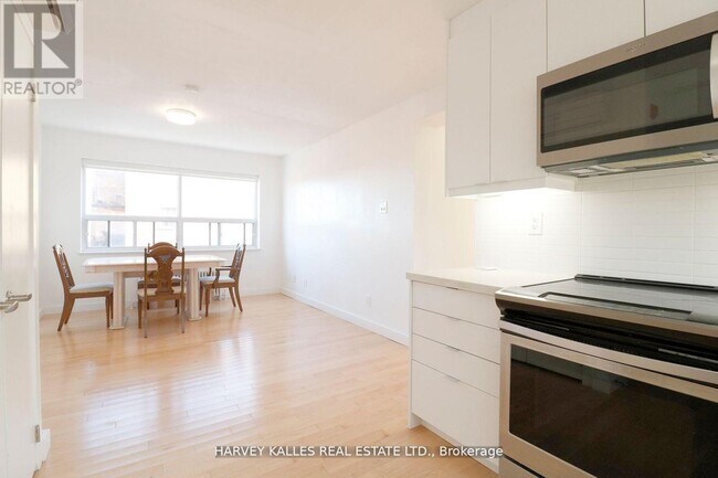 Photo du bâtiment - 4 Benson Ave