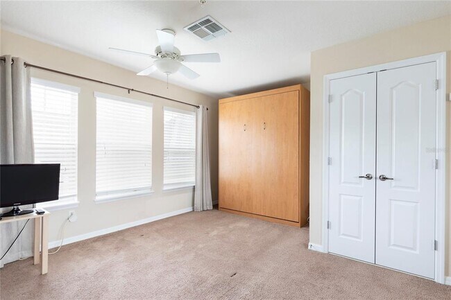 Foto del edificio - 2020 Shaw Ln