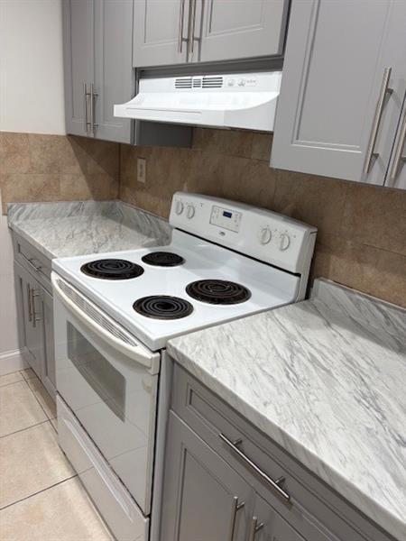 Foto del edificio - 823 NE 5th St