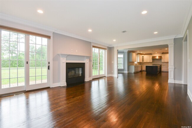 Building Photo - 108 Old Cedar Swamp Rd