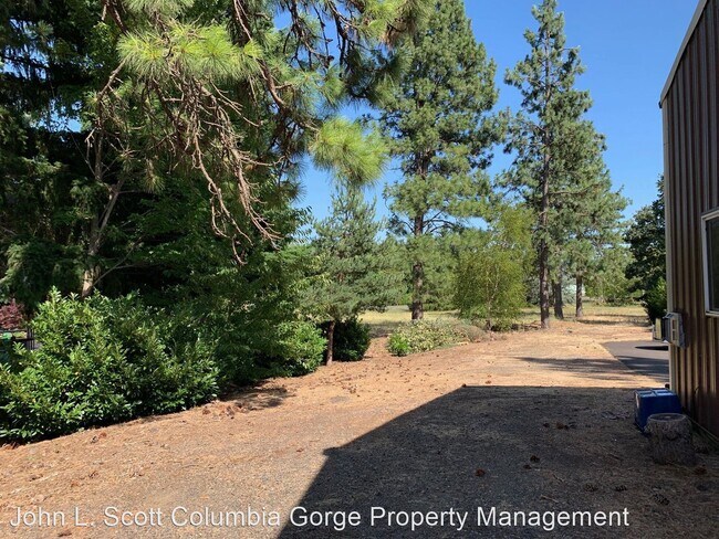 Building Photo - 1 br, 1 bath House - 700 Country Club Rd