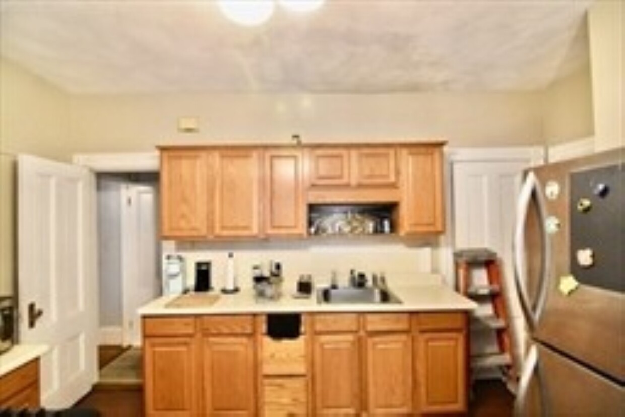 Foto principal - 356 Dorchester St