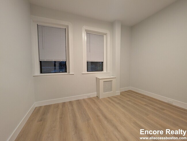 Foto del edificio - 24 Phillips St