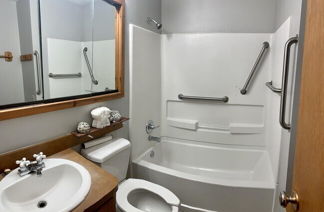 Foto del edificio - 1315 E 21st St