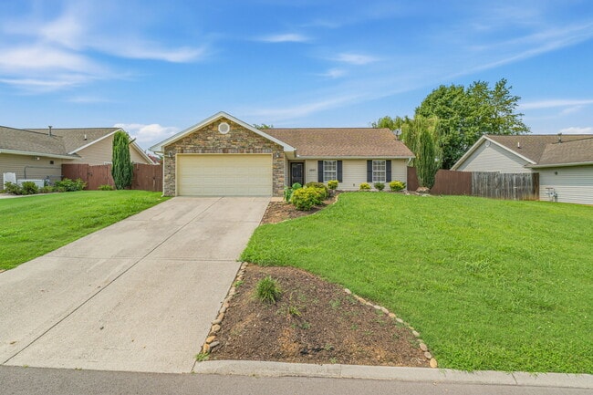 Photo - 1037 Stones Throw Ln (Sevierville, TN) House