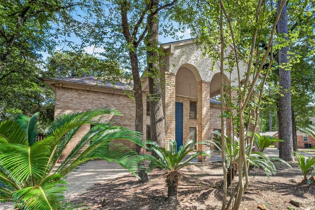 Foto del edificio - 8103 Oak Moss Dr