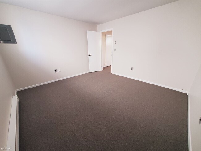 Building Photo - 1 br, 1 bath Condo - 32 Corbo Ter Apt 1