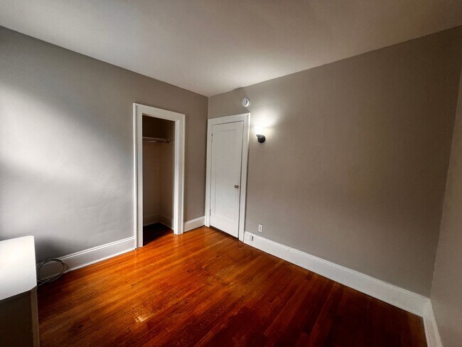Foto del edificio - 93 Homestead Ave