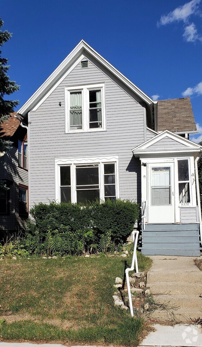 Greenfield Heights Basement Apartments for Rent West Allis, WI 1 Rentals