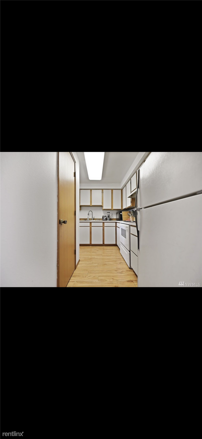 Foto del edificio - 2 br, 1 bath Condo - 311 Date Avenue C