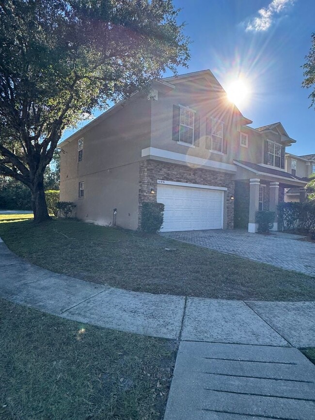 Building Photo - Waterford Trails: 5 Bedroom+ loft, 3 Bath,...