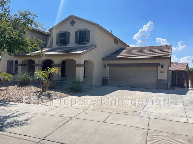 Foto principal - 11824 N 144th Dr