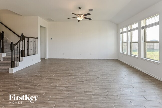 Foto del edificio - 9611 Pleasant Way