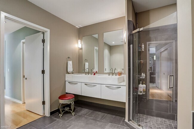 Building Photo - 2 br, 2 bath Condo - 700 12th Ave S Unit 509