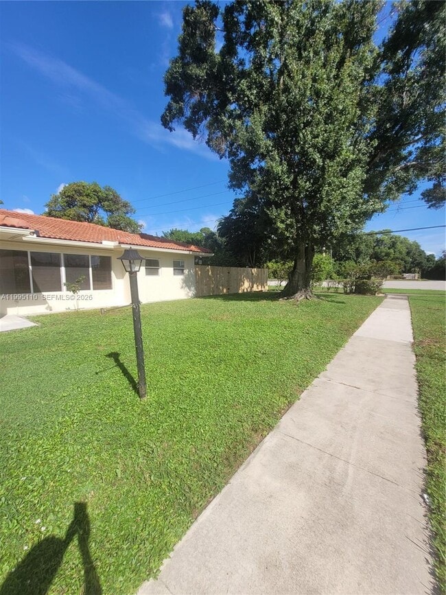 Building Photo - 22028 Acapulco Ct