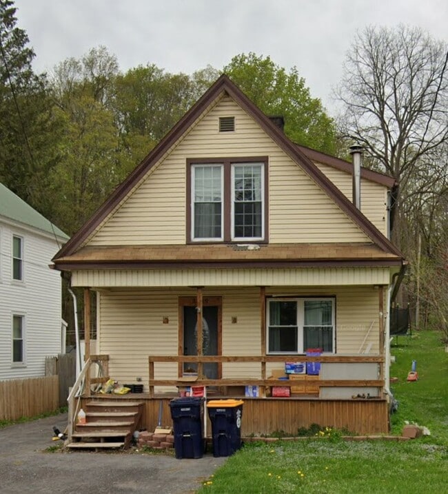 Building Photo - 3559 Oneida St