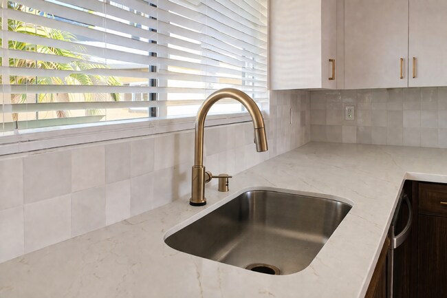 Foto del edificio - Salt + Sea - Luxury Coastal Apartments in Carlsbad Village