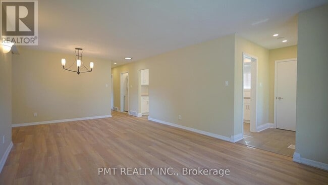 Building Photo - 17 Ravenview Dr