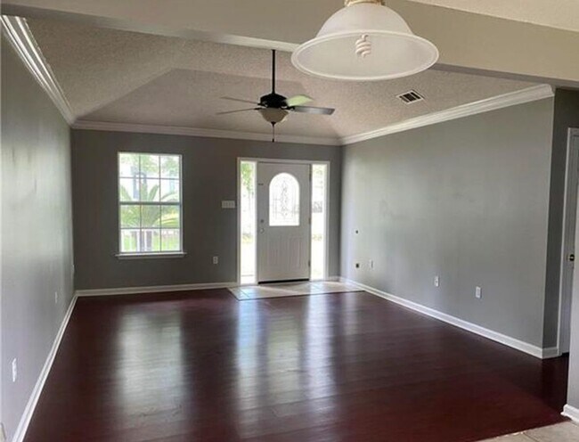 Building Photo - Charming 3BR House in Covington