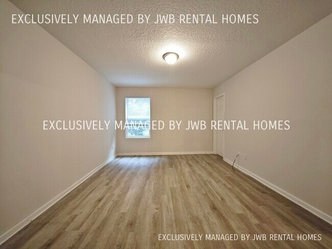 Foto del edificio - 7820 Playschool Ln
