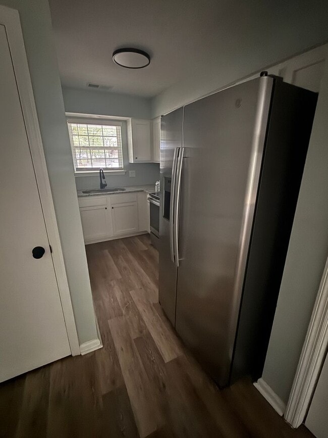 Building Photo - Modern 2-Bedroom, 2-Bath Duplex – Complete...