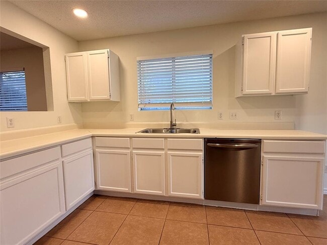 Foto del edificio - 806 Calico Dr