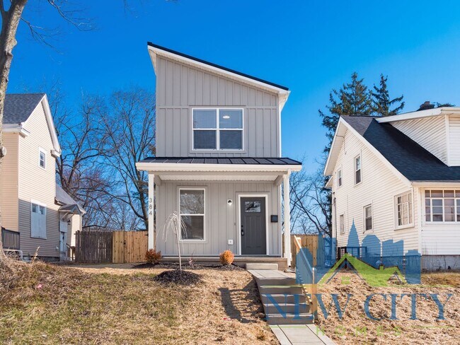 Building Photo - Newly Built Single Family Home