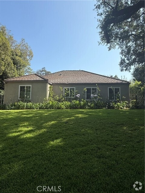 Building Photo - 2185 Ashbourne Dr
